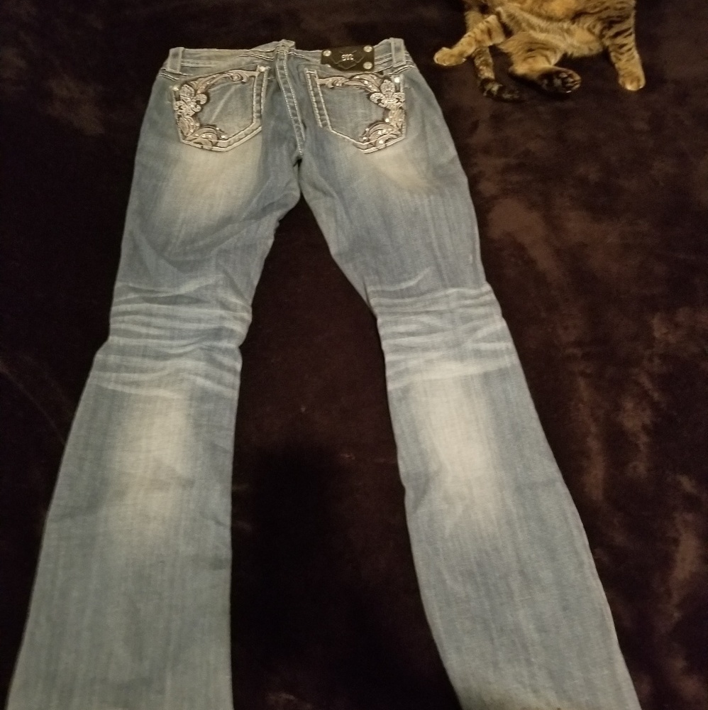 Jeans - Picture 2 of 2